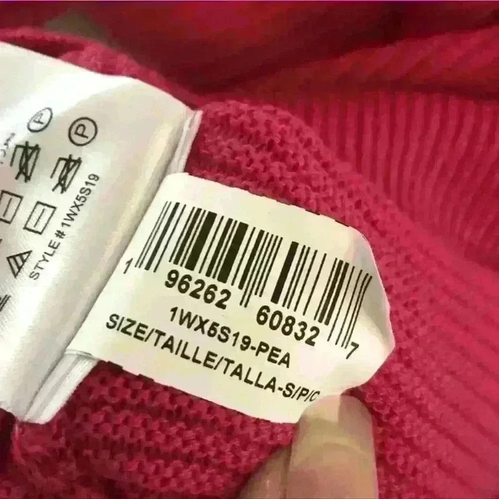 NWT BCBGENERATION SWEATER DRESS - Picture 4 of 5